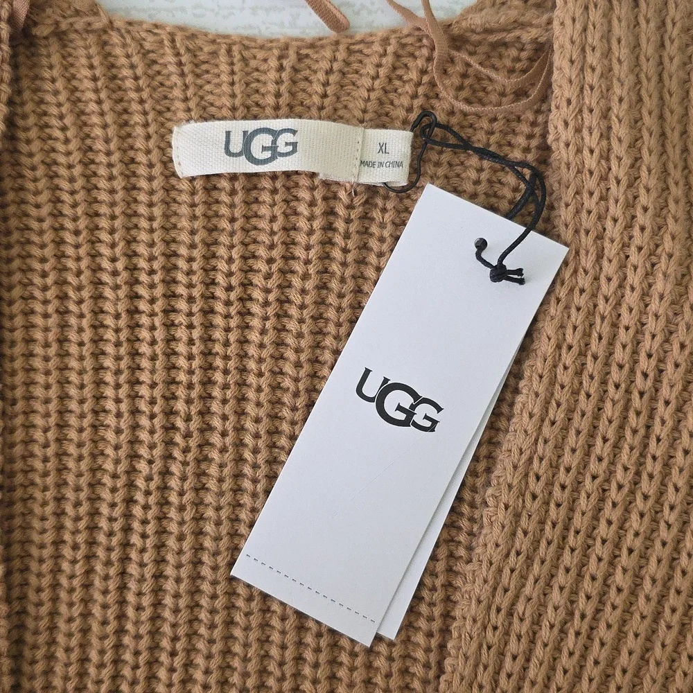 UGG Waffle Knit Sweater – Cozy Neutral Essential XL - Picture 9 of 12